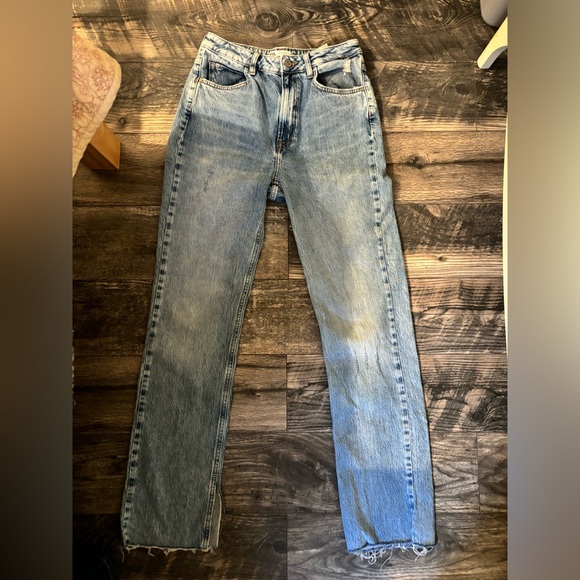 Zara Jeans - Picture 2 of 4